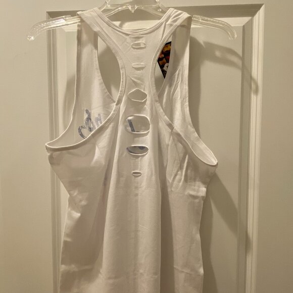 LA Dodgers Women's White Tank Top Holes in Back Size XL NWT - Picture 3 of 3